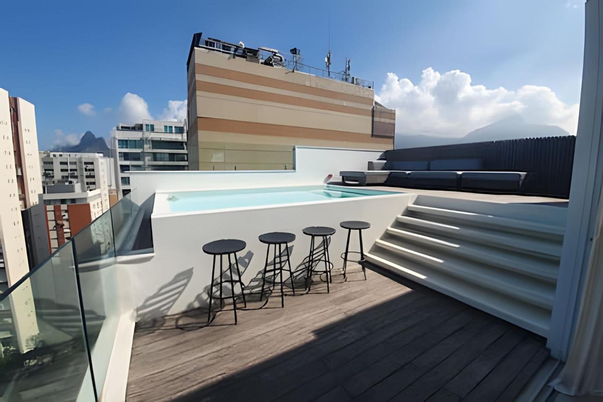 Hr.136 - Maravilhosa Cobertura Triplex Alugar Em Ipanema Com Vista Mar E Piscina