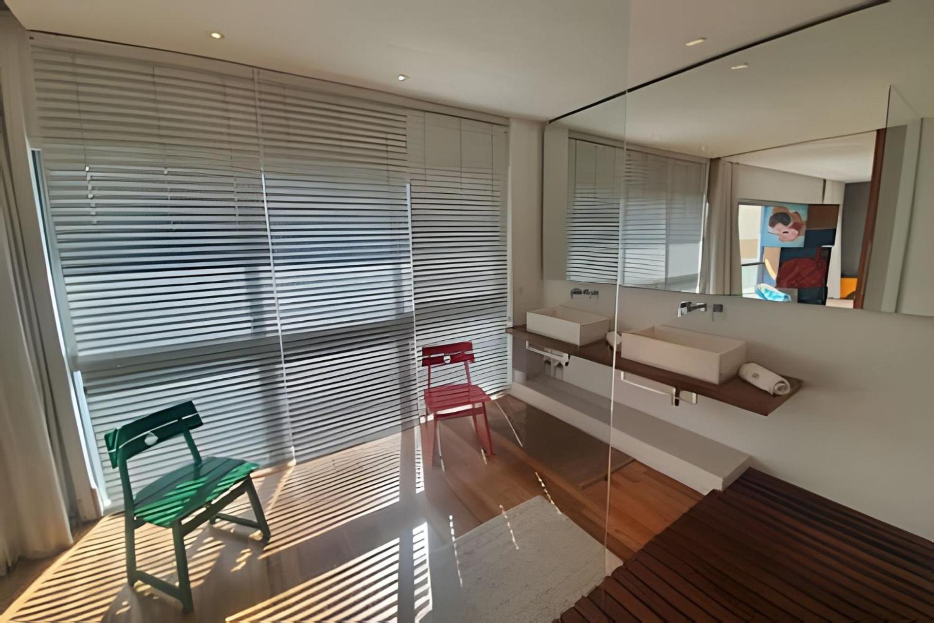 Hr.136 - Maravilhosa Cobertura Triplex Alugar Em Ipanema Com Vista Mar E Piscina Apartamento