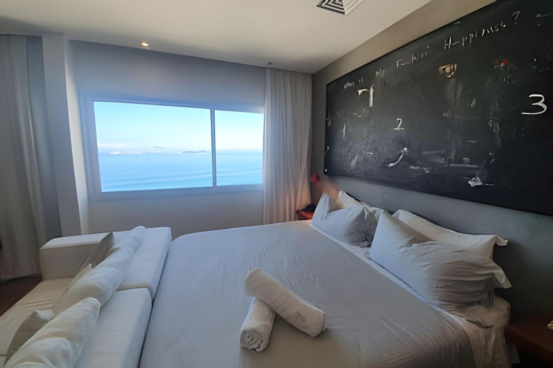 Apartamento Hr.136 - Maravilhosa Cobertura Triplex Alugar Em Ipanema Com Vista Mar E Piscina